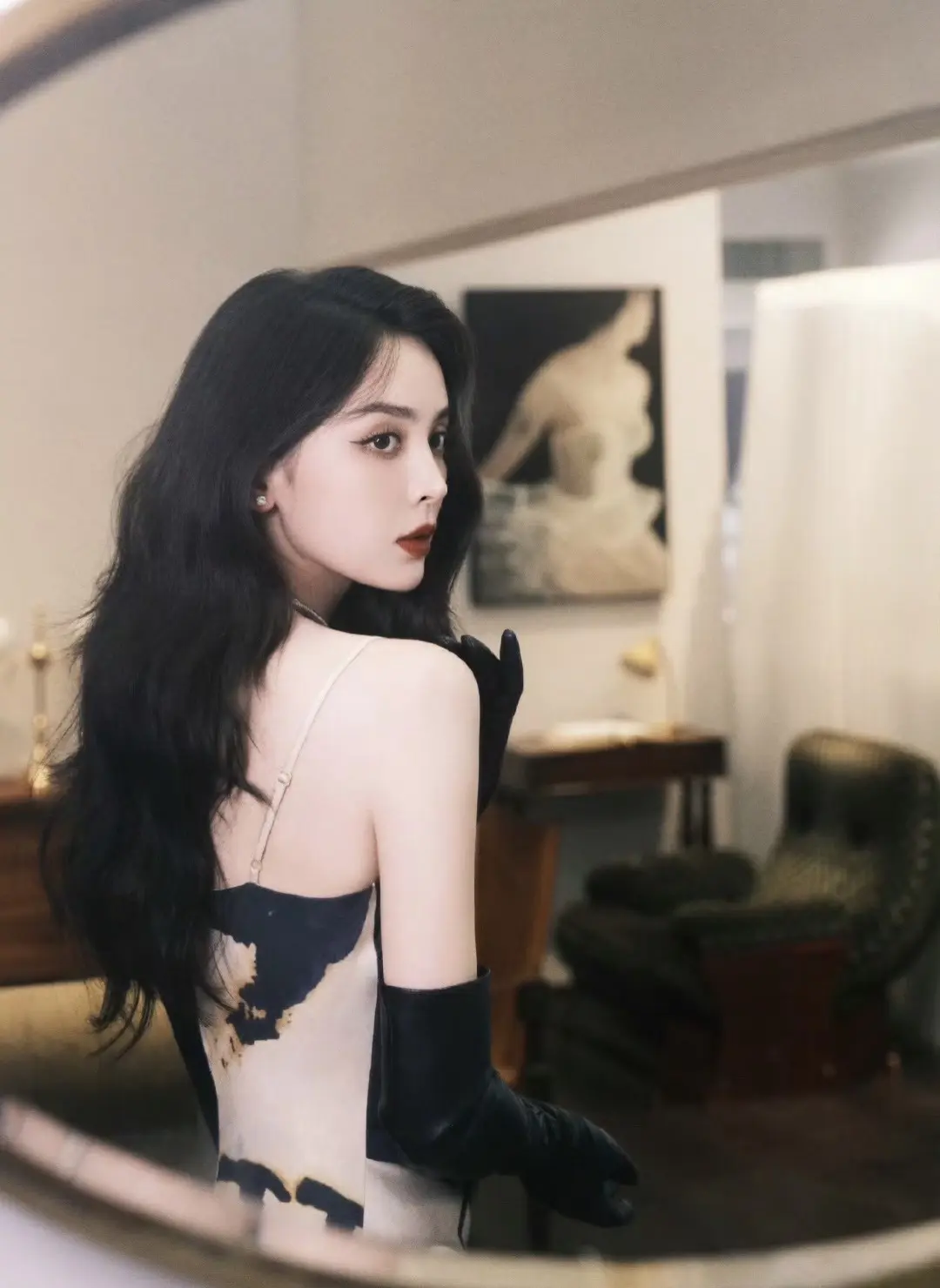 娜扎。