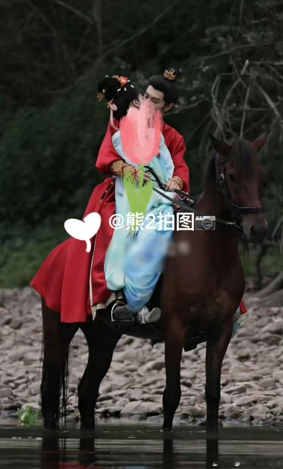 吴谨言陈哲远马上吻吴谨言陈哲远骑马吻吴谨言陈哲远骑马吻，爱看，行 ​​​