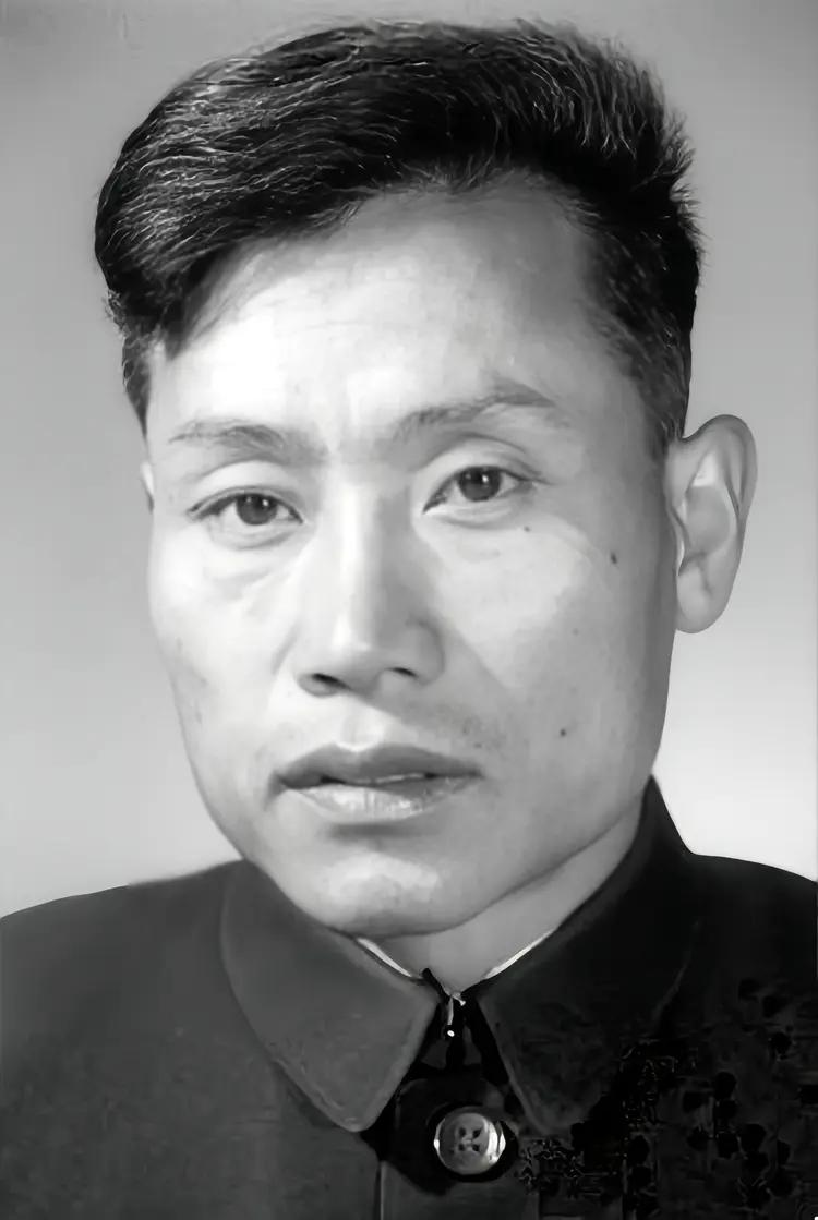 在中国的矿业开发史上，马万水这个名字是一段历史，更是一段传奇。70年代，当马万水