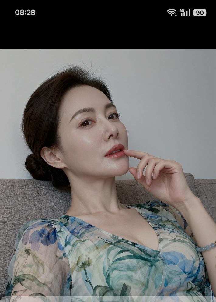 经历过这次禁言，心里也想明白了很多。往后发文我一定中规中矩，谨言慎行，再也不去触