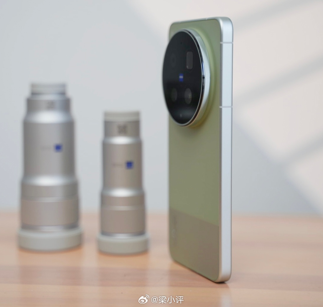 vivo X300 Ultra真机上手，400mm大炮真的吓人 