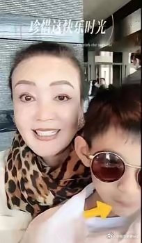 张兰才是两个没妈的孩子最后的遮风挡雨！说句扎心的大实话：要求后妈爱前妻的孩子，本