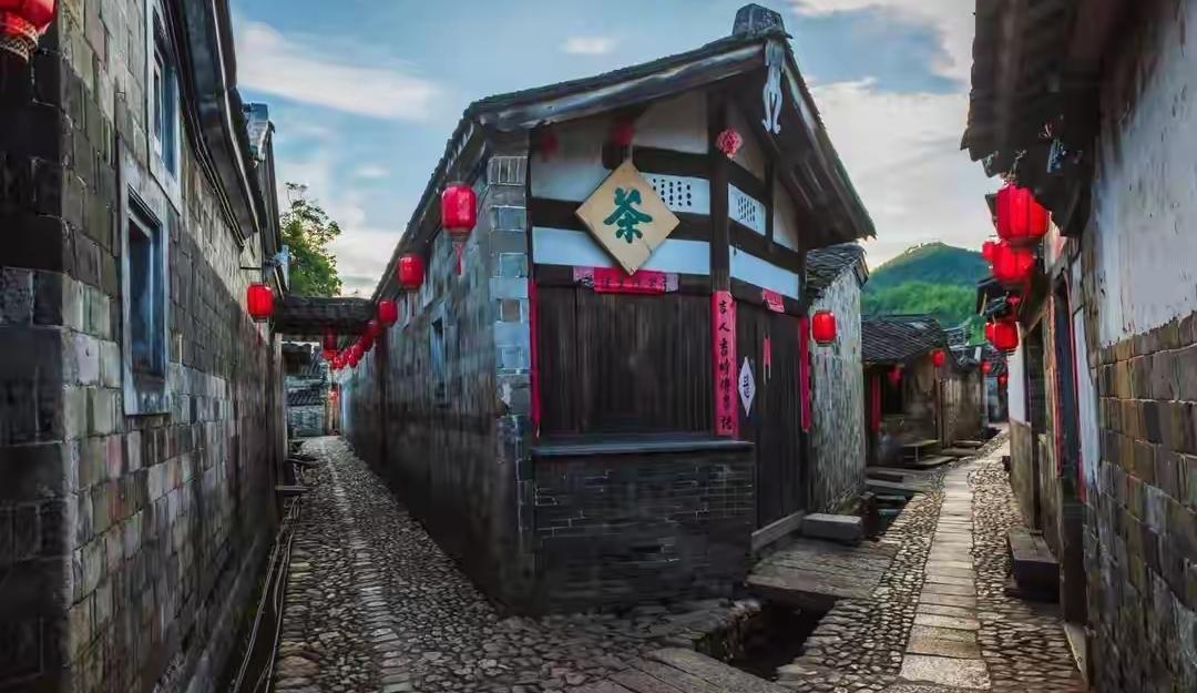 活一辈子想少吃亏不上当，不用琢磨复杂的门道，农村老辈从日子里磨出来的话，全是实打