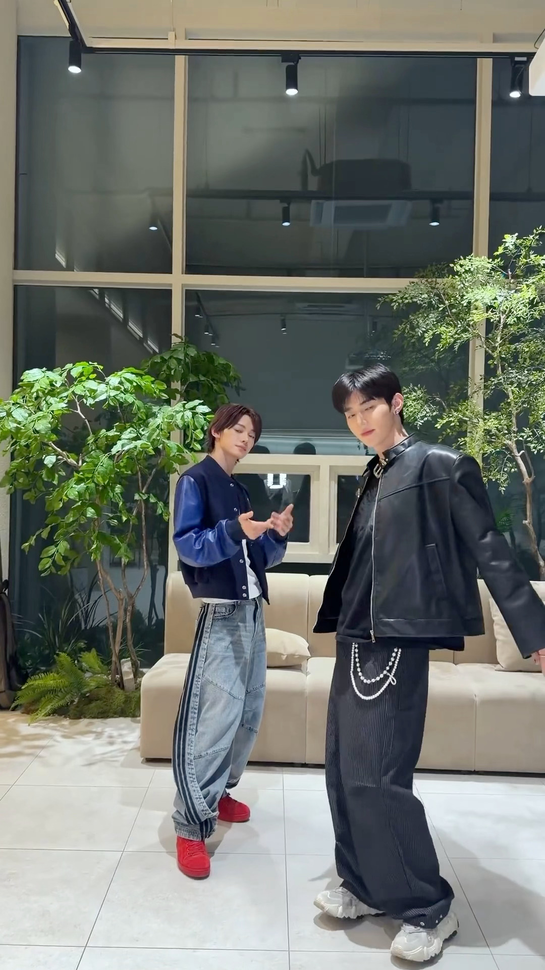 章昊 章昊Curious Challenge 章昊好帅好会跳 多多交朋友