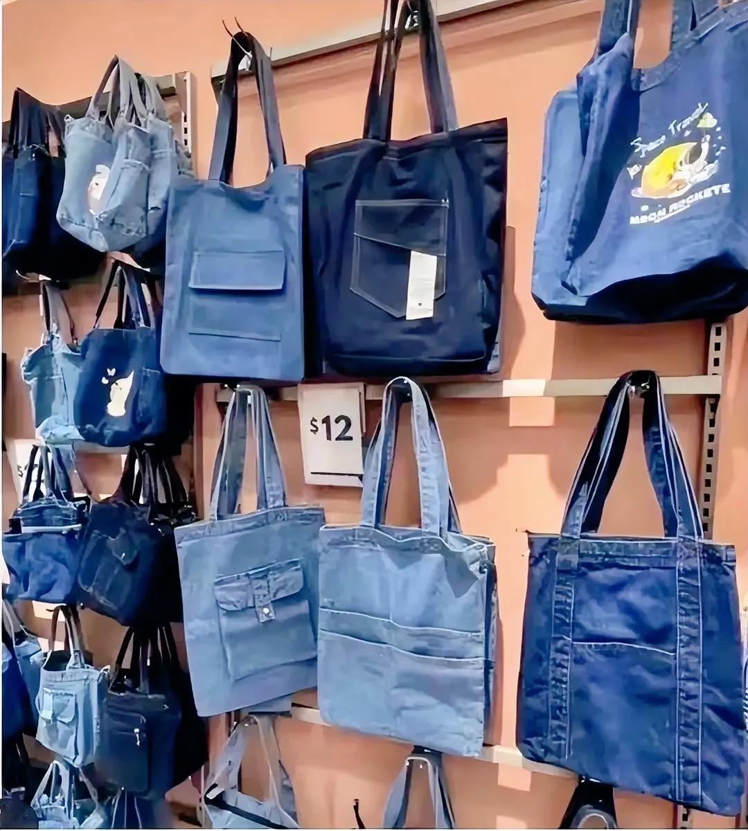 具俊晔的包包店，看起来包包结实实用，估计都是他亲手缝的，请人工做不要钱吗？
老婆