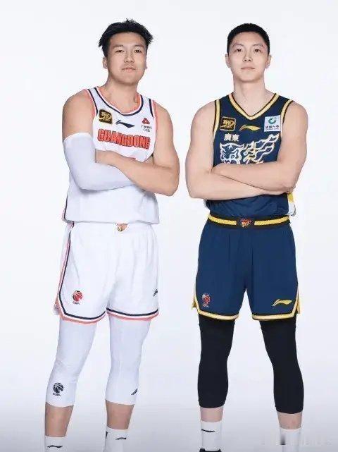 杜锋遇到新赛季最大的难题。

广东新赛季目前取得6连胜保持不败，但是杜锋遇到新赛