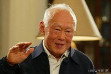 新加坡棘手难题浮出水面
 
新航投资印度航空巨亏，引发巨大争议。淡马锡印度裔高管