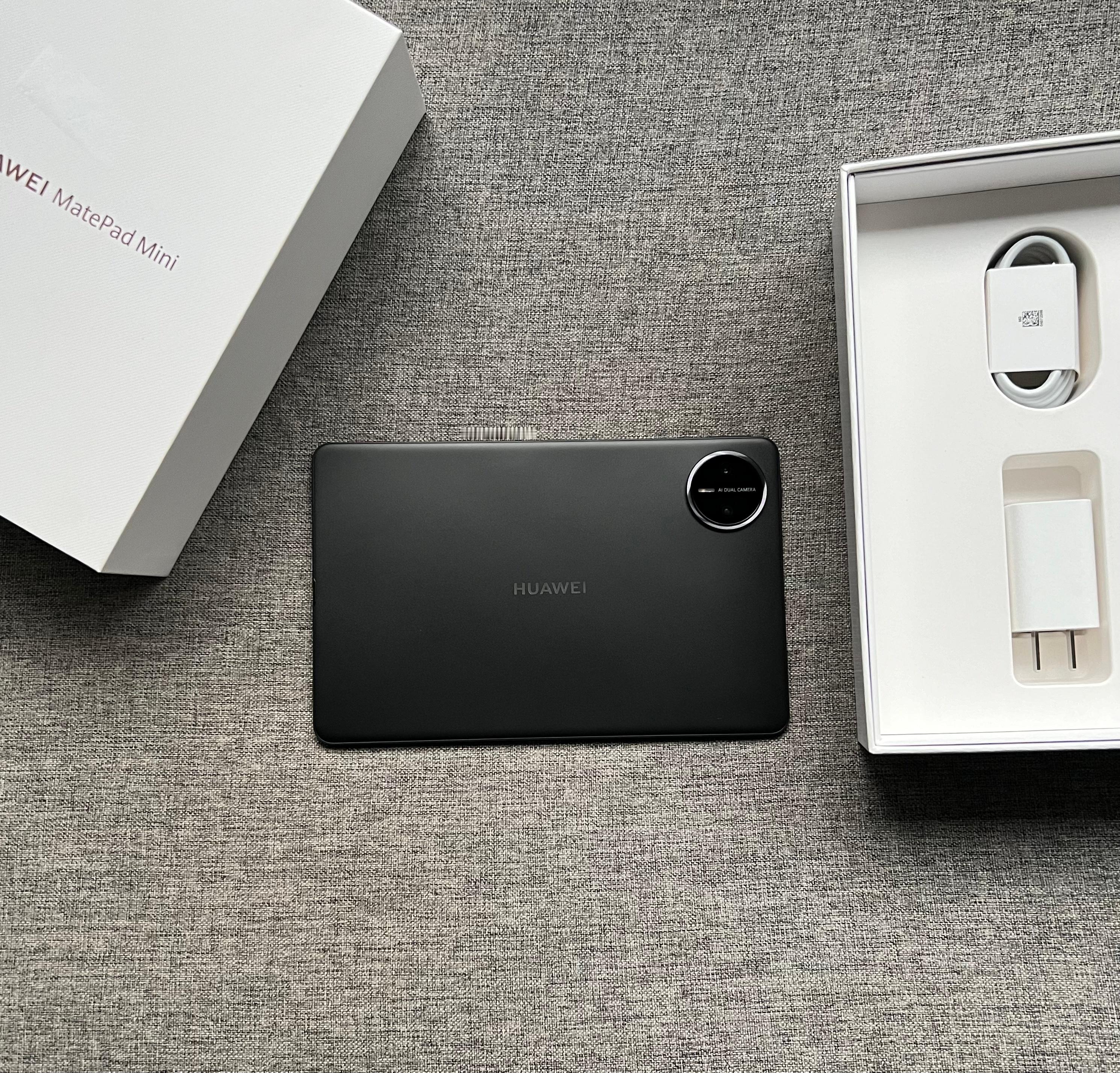 华为MatePad Mini 8.8寸 12+512G  曜石黑，99新全套，电