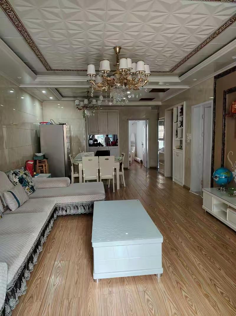 买二手房不就是图个拎包入住吗？床也不用换，又不是盖别人的被子。如果说是忌讳人家用