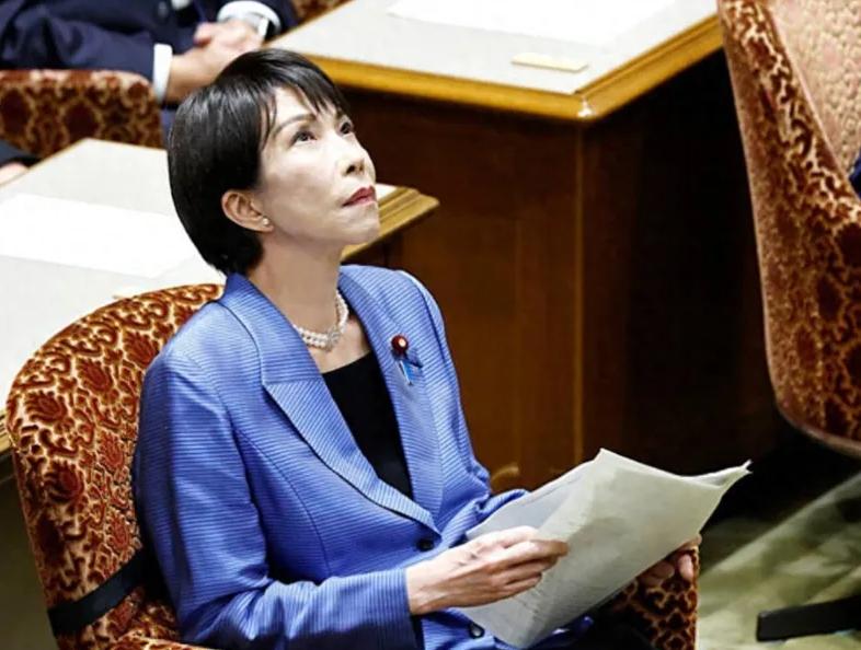 日本知道痛了，高市早苗喊话中国

近日在G7峰会期间，日本首相高市早苗一边抱着“