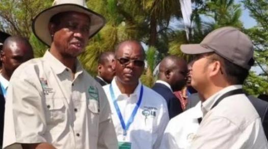 1979年，赞比亚从中国买了12架歼6战机，在交易当天，赞比亚竟然赖账，只交付了