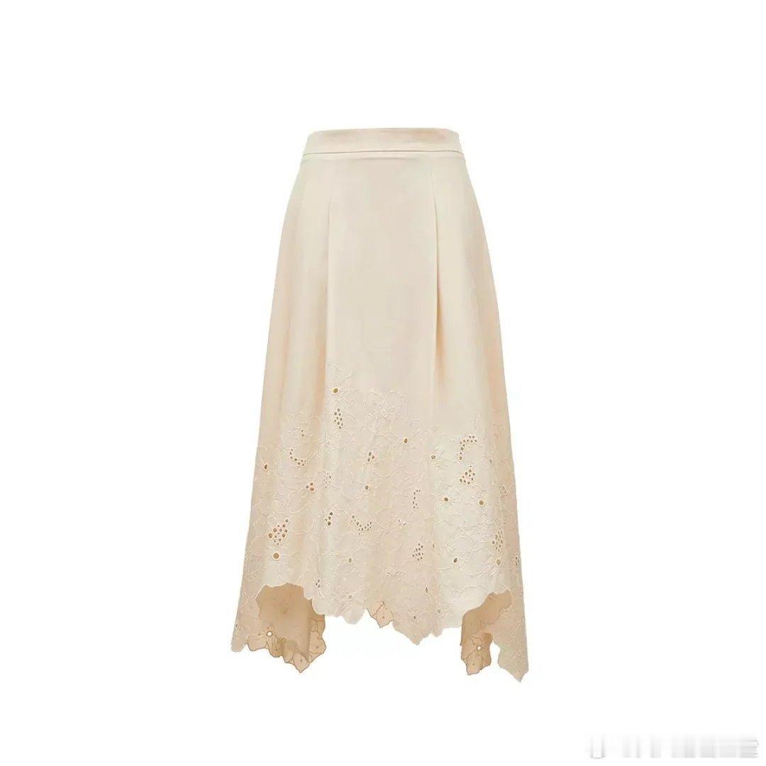 这套都是网上买的，开衫ZARA，裙子VM，包包MK的，超百搭 