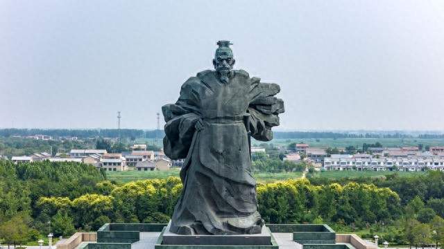 刘邦杀功臣被骂两千年，15年后托孤大臣杀光他嫡孙，才发现他多高