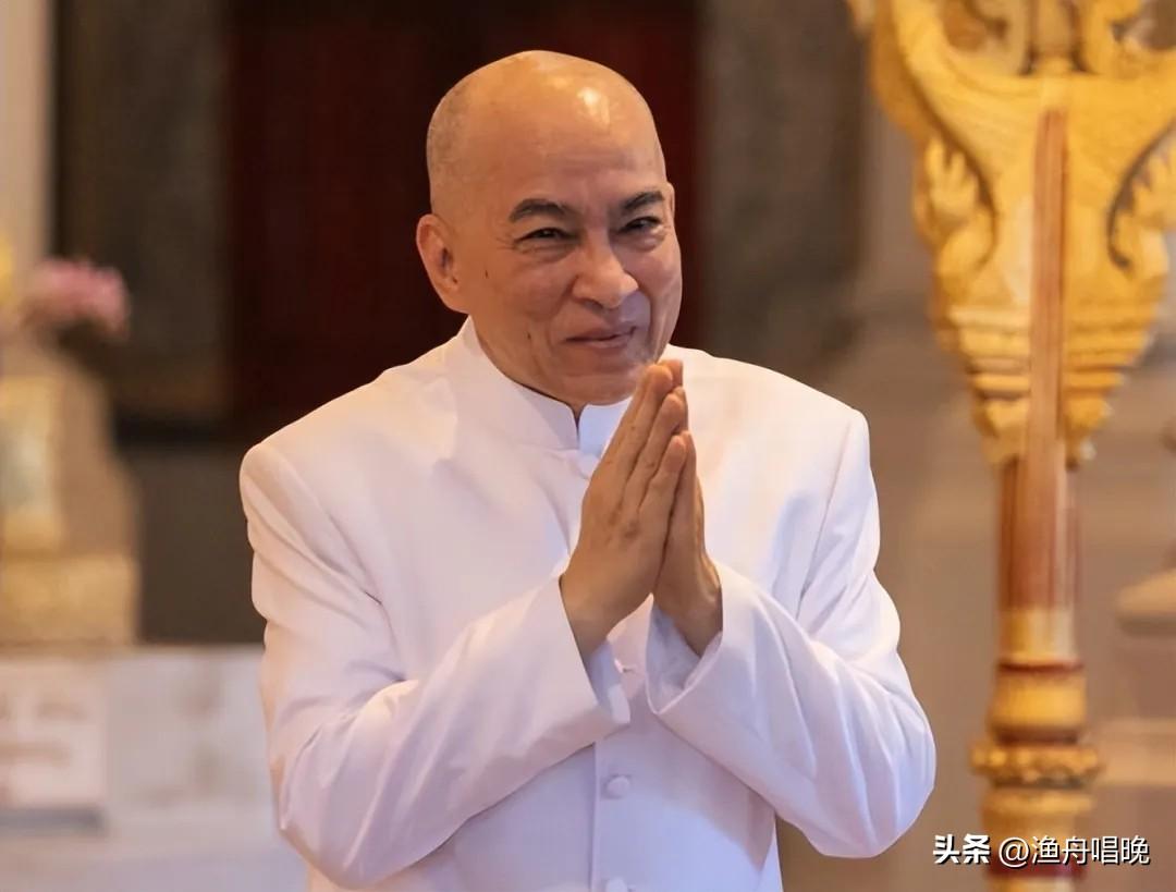 西哈莫尼国王延期返柬，留华继续康复治疗

柬埔寨宫廷事务部3月31日发布通告，国