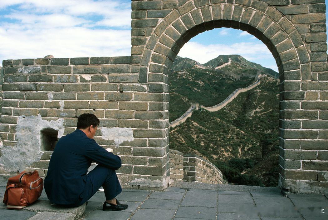 老照片  八十年代北京长城 