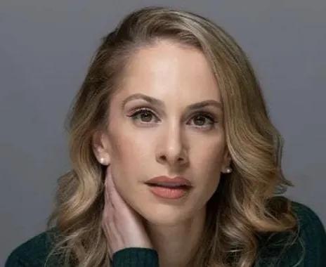 *美国知名记者安娜·卡斯帕里安在社交媒体上表示：“我要对所有以色列人说：你们在国