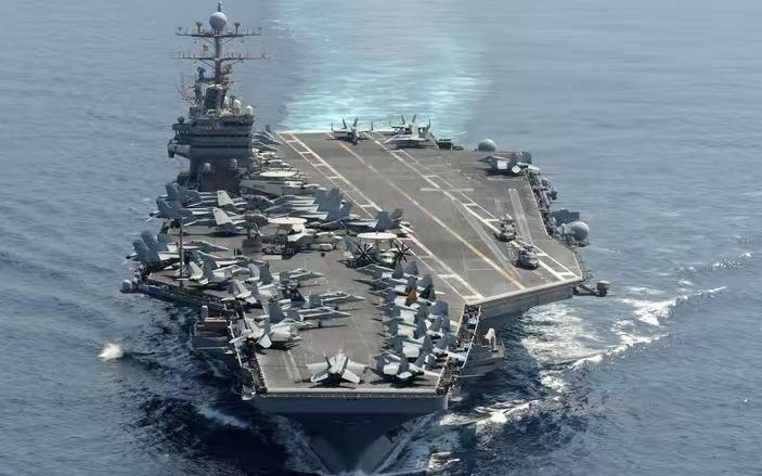 东方大国是否应该拦截美国运输武器给他国的船只？如果不拦截，为什么要不拦截？如果选