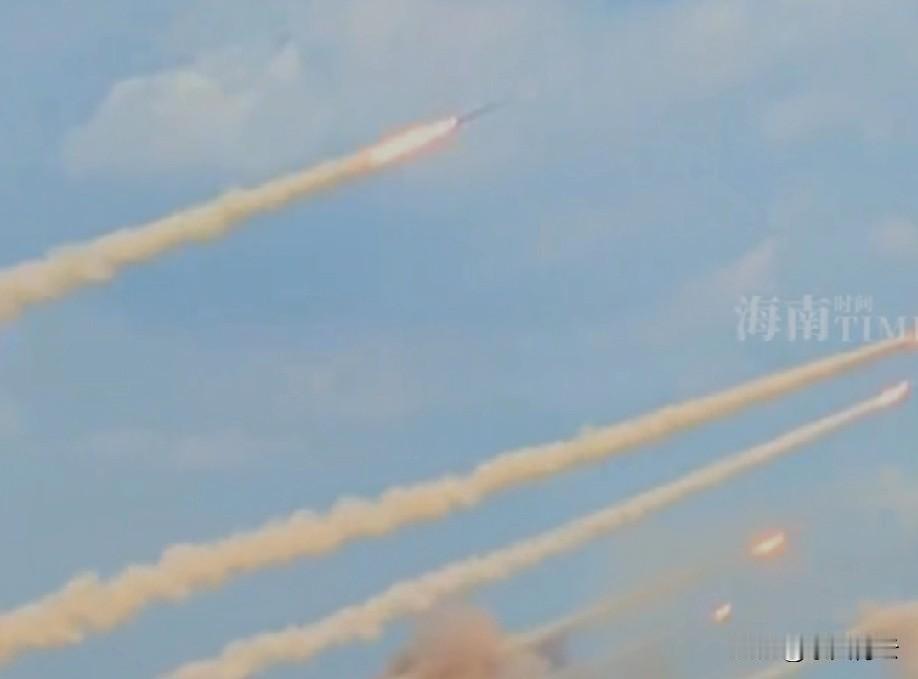 以前防导弹，简直是烧钱无底洞——敌方一枚导弹打过来，防御方得砸几倍价钱的拦截弹去