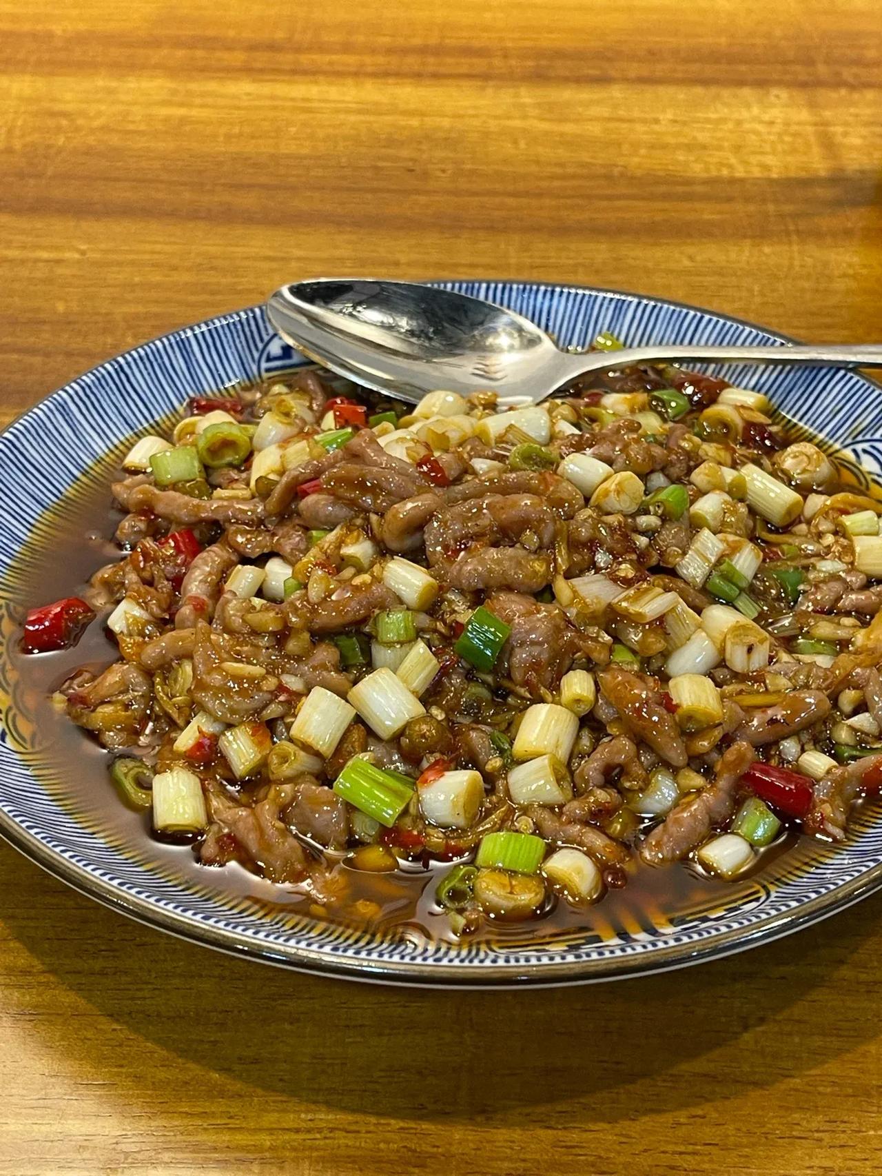 哪晓得嘞家店是黄泥磅鸭王子的徒弟


江湖传言这家店是黄泥磅鱼香肉丝天花板鸭王子