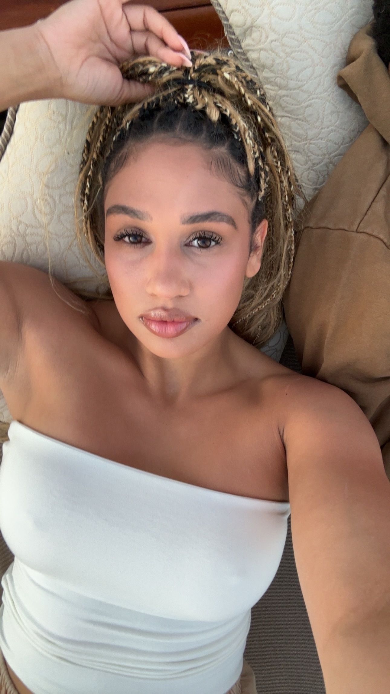 正在美美度假的嫂子[照相机][照相机]#金州勇士[超话]##安德鲁维金斯[超话]