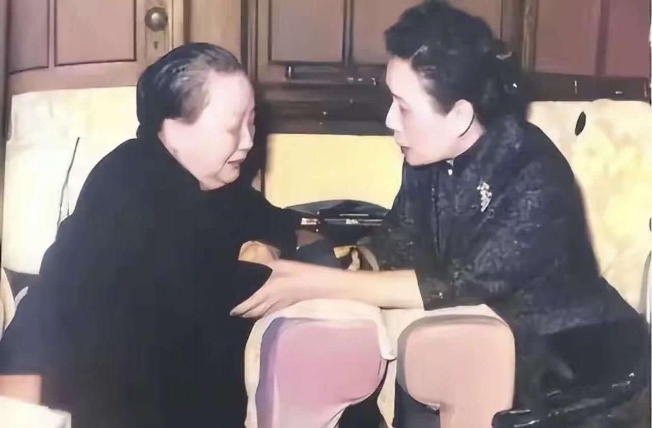 很多人调侃胡适是民国“怕太太协会会长”，说他和包办的小脚妻子江冬秀根本没感情，纯