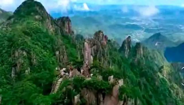 外网的日本人很不服气说：凭什么中国占据亚洲最好的土地？连日本的电视台也开始讨论。