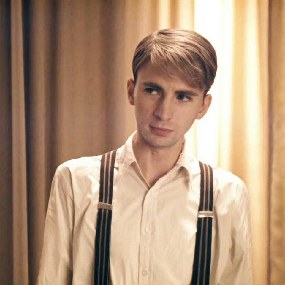 祝这个大宝宝一百零八岁生日快乐SteveRogers0704生日快乐