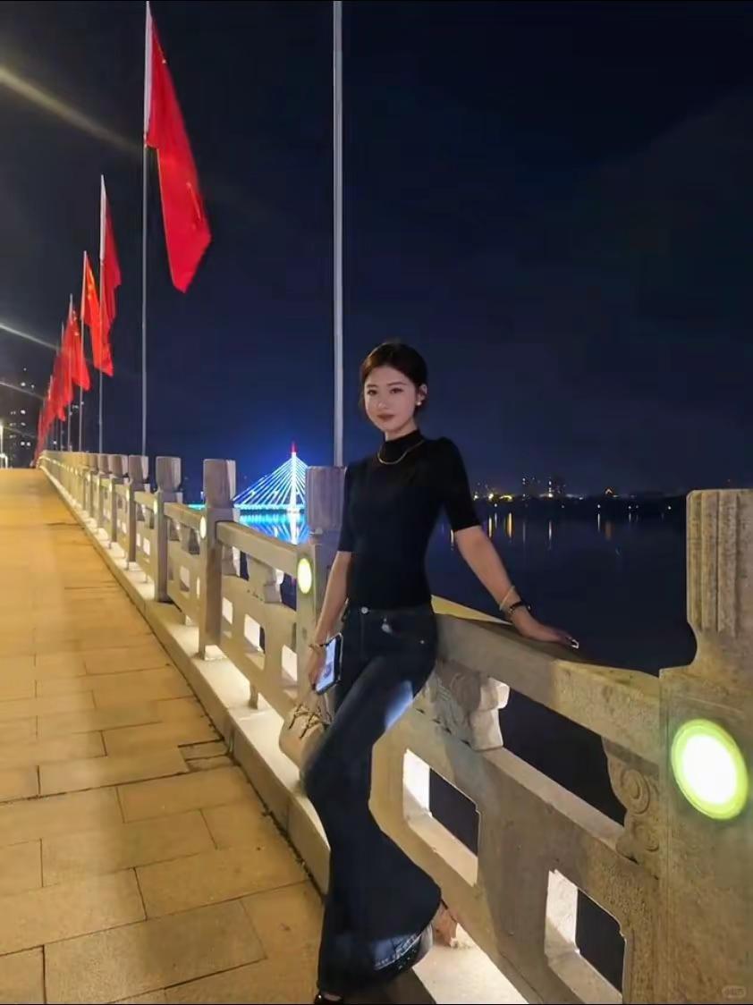 “终于你还是走了  我的梦还是自碎了”山东女人 穿搭