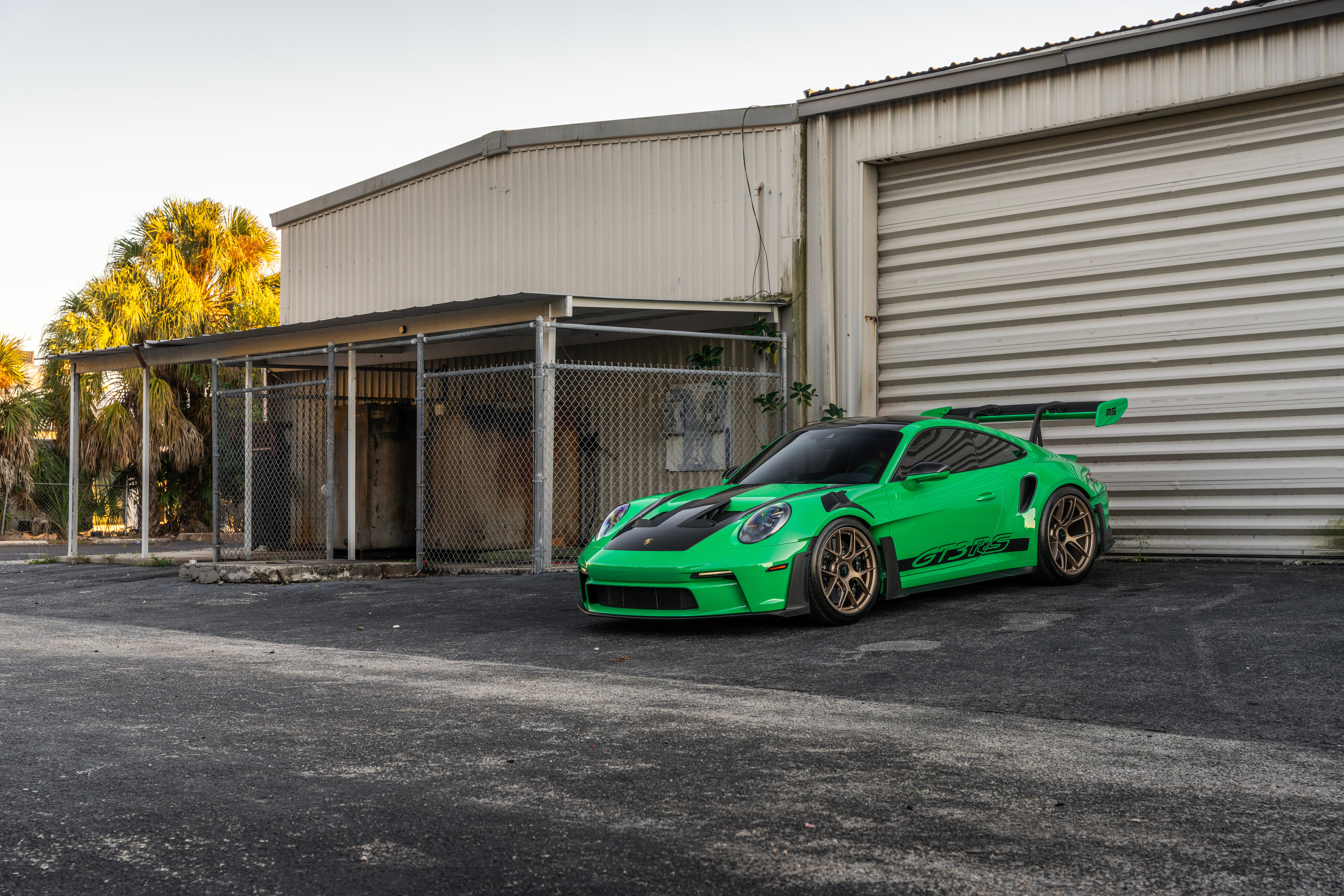 保时捷 Porsche 992 GT3RS - PTS信号绿 