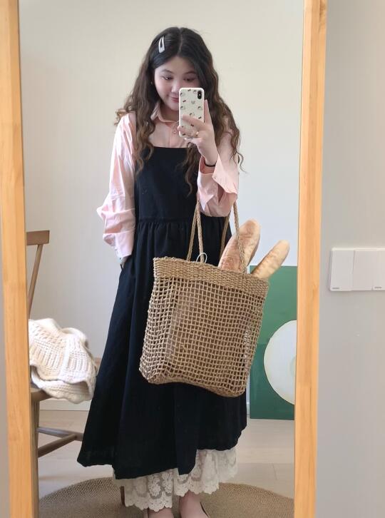🌷小黑裙和粉衬衣