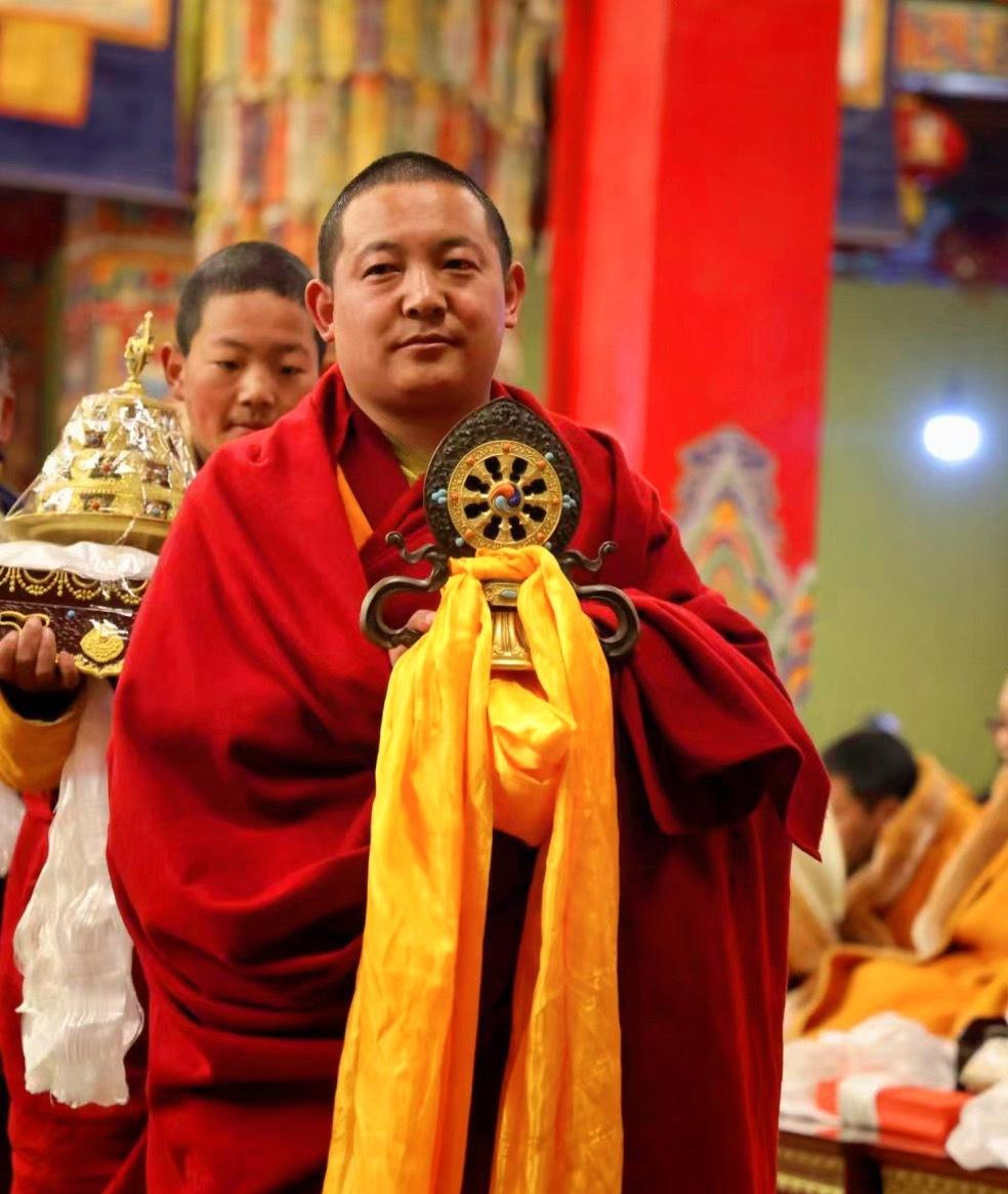 爱，是一种循环。爱，给予他人，不见得立即有直接的回报；但最终也会循环到自己的身上