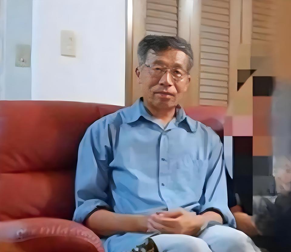 他是“中国耻辱”，到处洗白日本侵华事件，回国参加母亲葬礼被抓
 
2019年的长