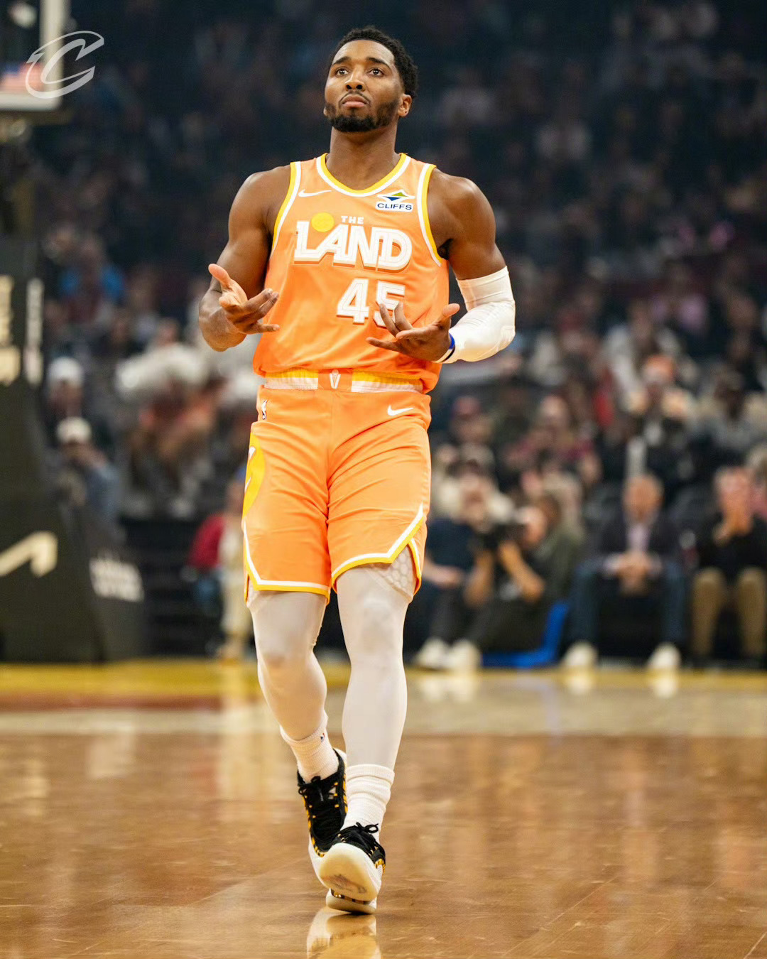 新城市版球衣首秀！能否取得开门红