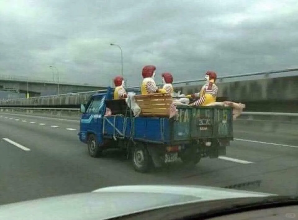 麦当劳员工旅游