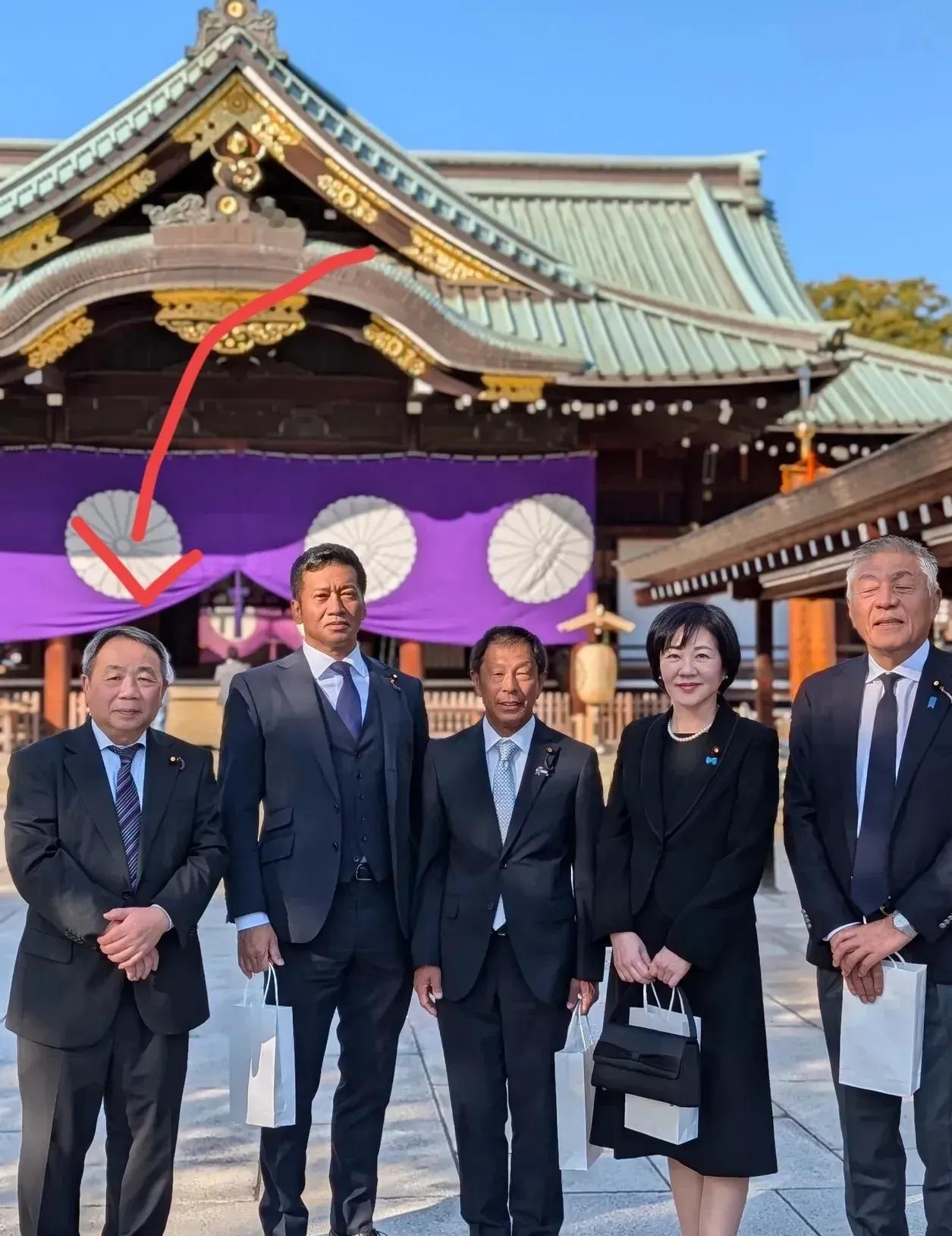 我记得这玩意不是有日本名字？为什么新闻一直用中国名，去靖国神厕，比拜他家祖宗还虔
