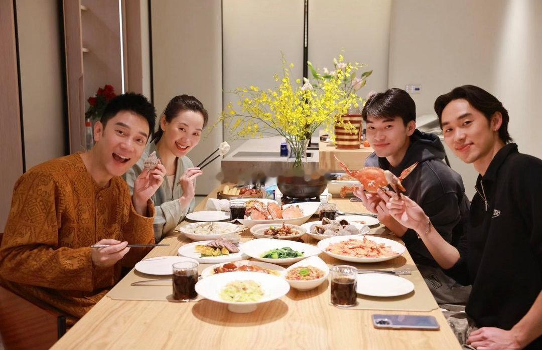 林依轮庆祝结婚31周年林依轮结婚31年发文林依轮发文庆祝结婚31周年，大方回应网