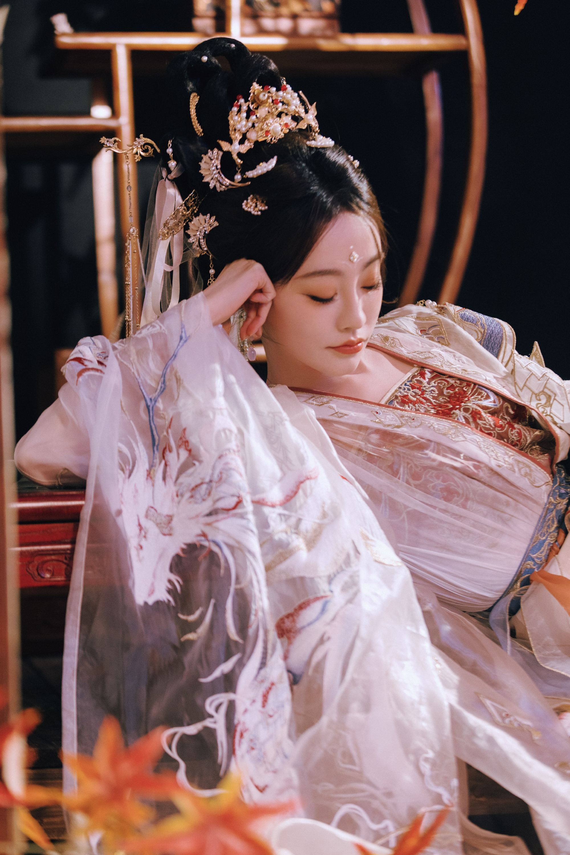 祝绪丹zxd祝绪丹玉香 🐇祝绪丹凤舞九天 遇见你的时候，月光温柔，晚风清凉，空