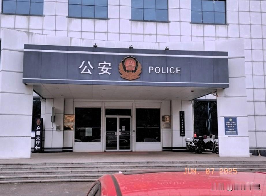 高考生身份证丢了？怎么办？

高考当天就把身份证弄丢了，实在令人揪心！

不过家