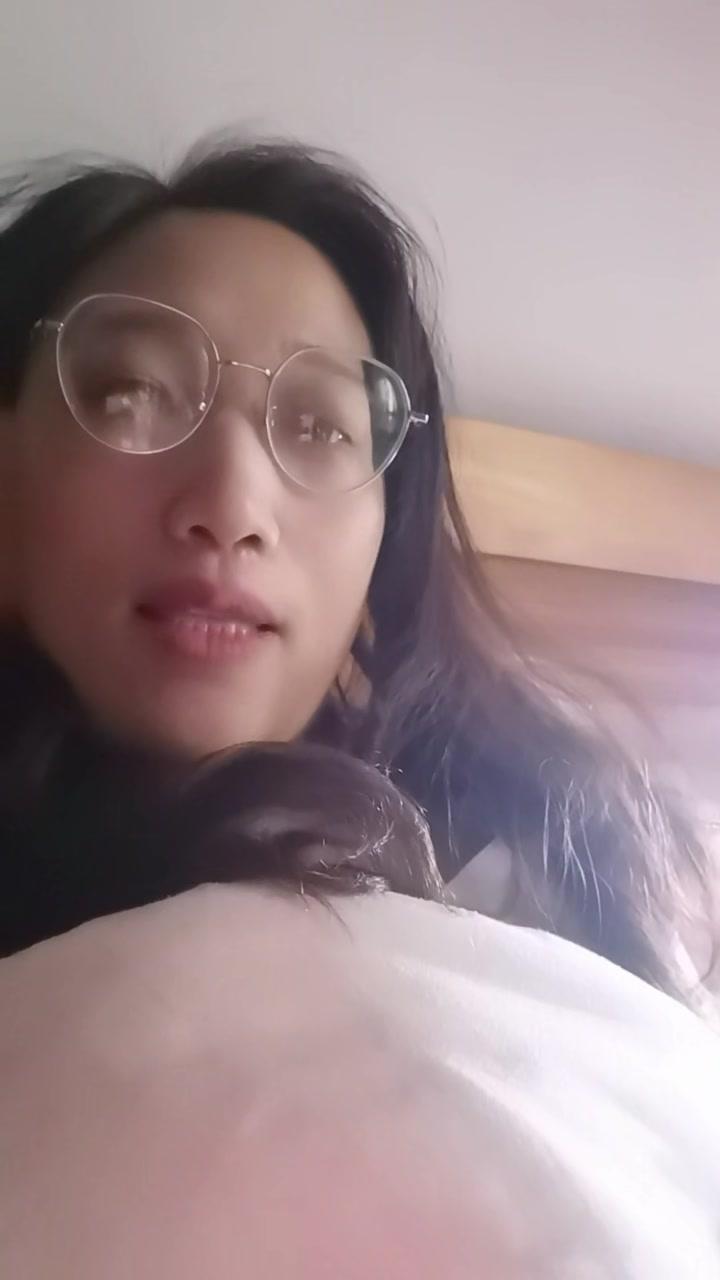 🌿在图书馆读到一段特别戳心的话：你是你所模仿的那个人。原来人类的行为，大多是通