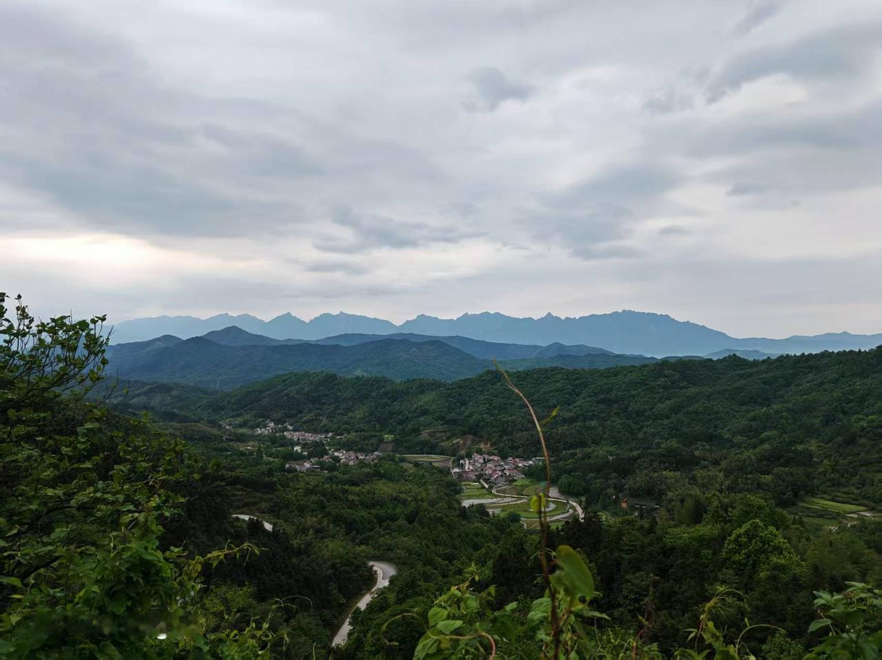 说实话，感受不错的国家反而是我们最讨厌的几个国家，希望大家旅游能顺利平安吧！