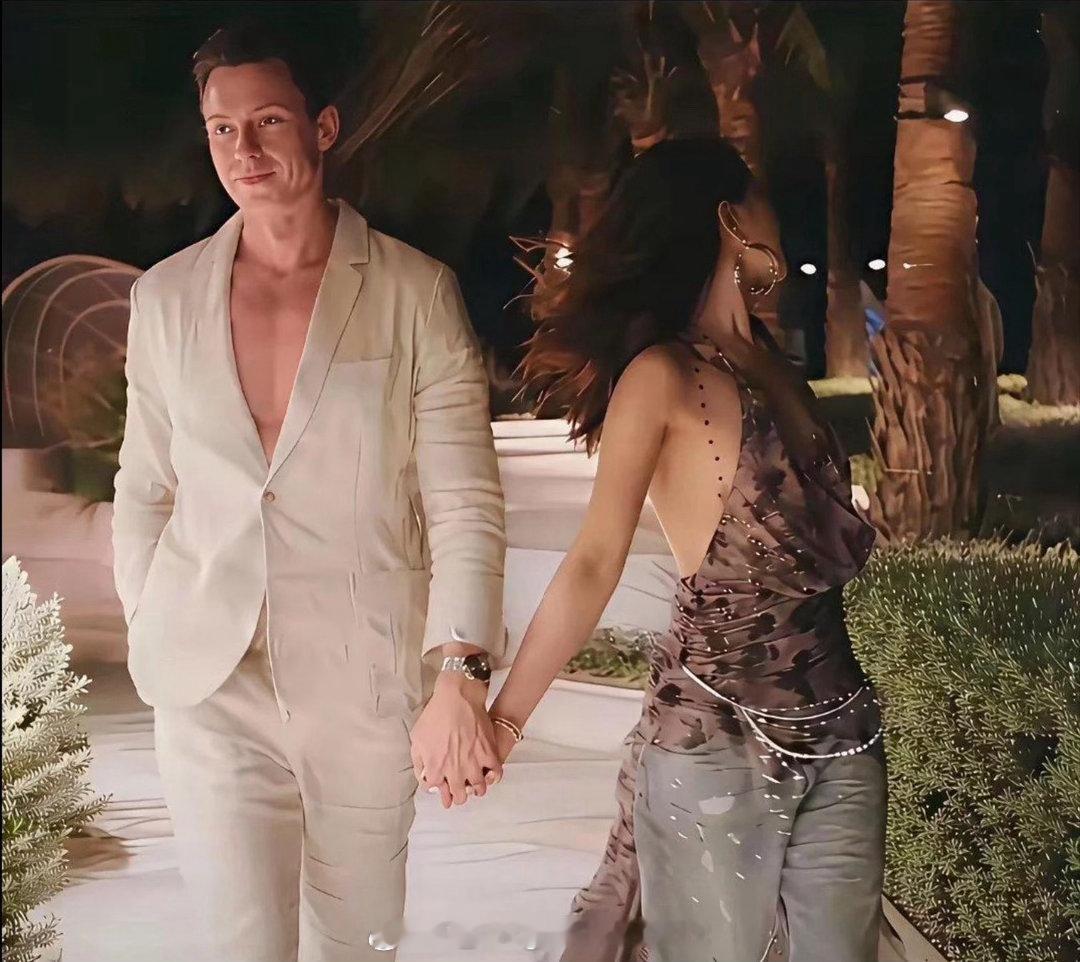 陈赫前妻许婧，现在的男朋友可真帅呀。 