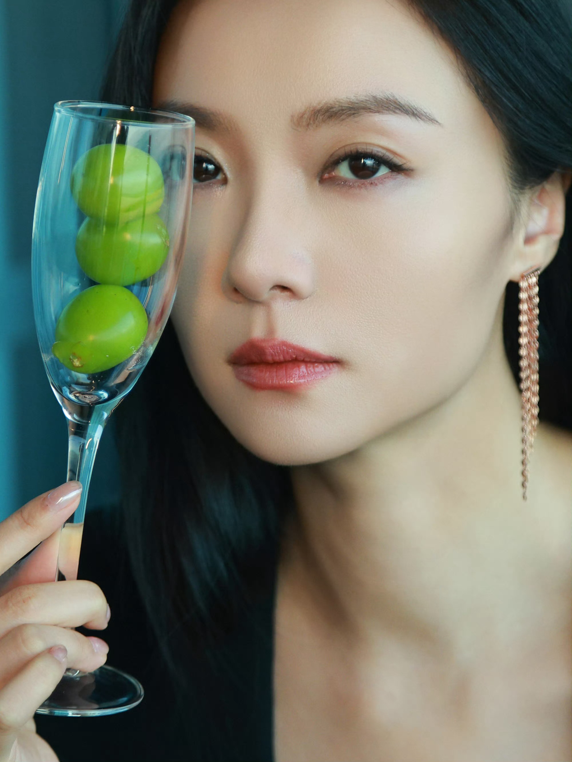 齐溪顶级Alpha 温柔与力量并存的浅绿色玉兰花西装，被齐溪演绎到极致，顶级Al