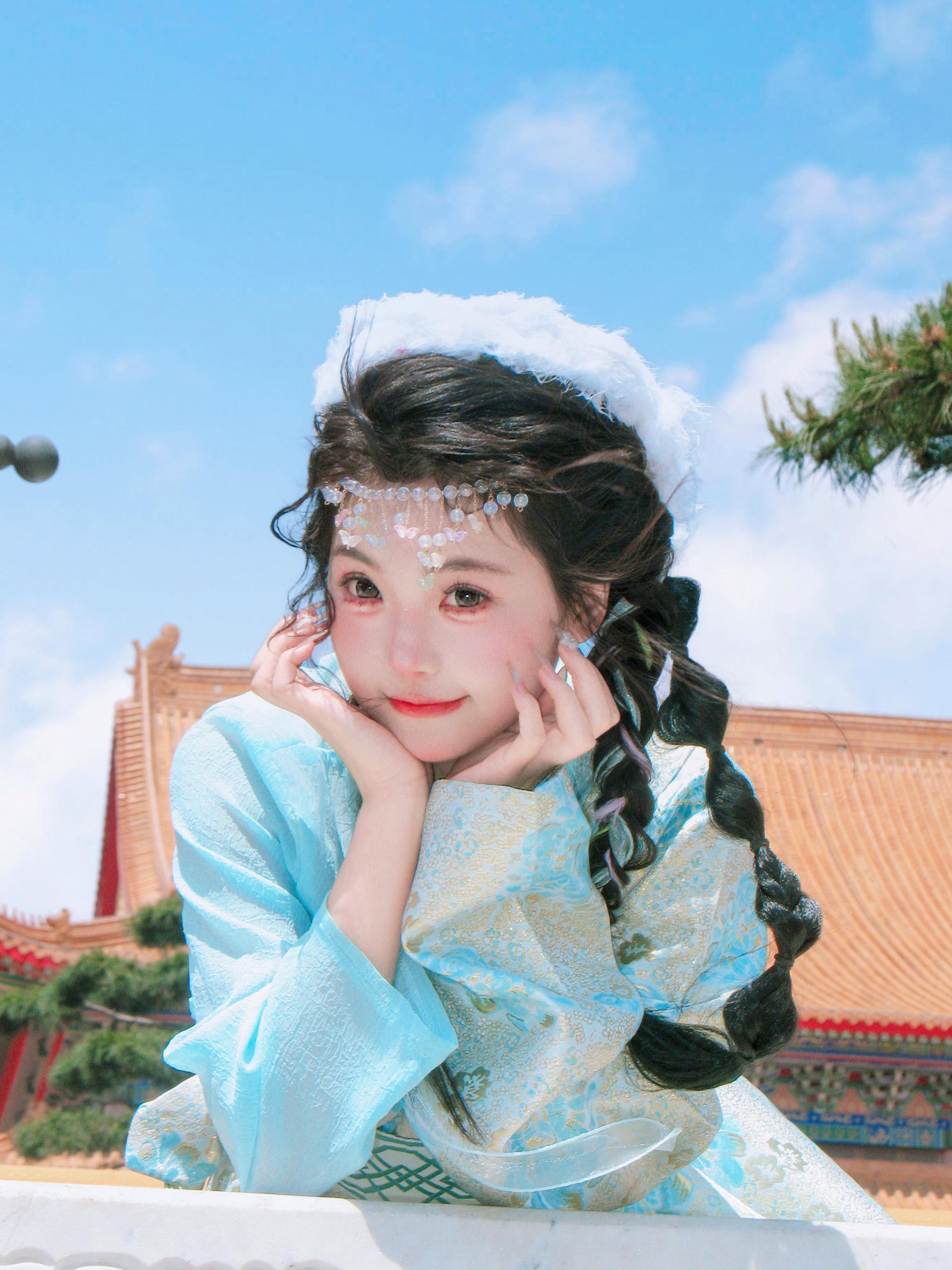 就算是天定的良缘也会有辛苦。藏服