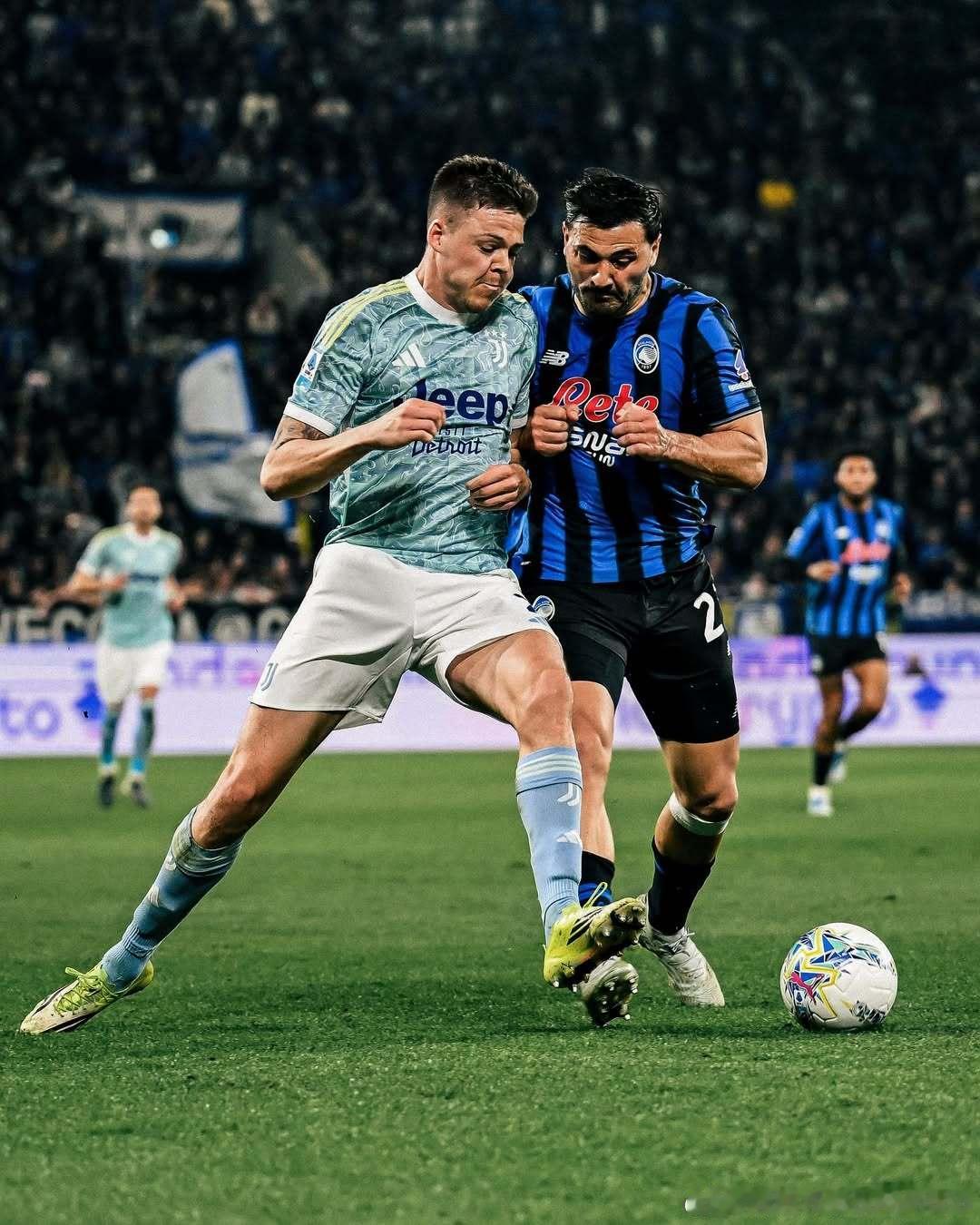 尤文图斯亚特兰大0比1尤文图斯意甲联赛 除开洛卡特利、博加外的第三功臣，霍尔姆发