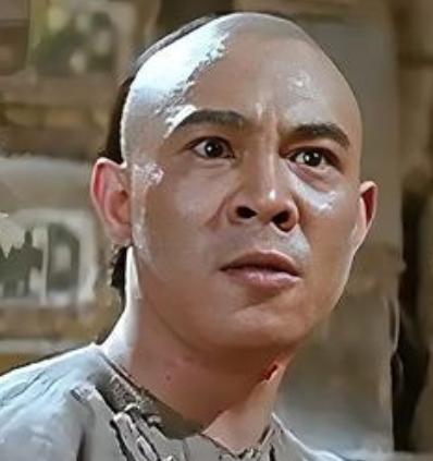 黄飞鸿是岭南武术界的一代宗师，也是一位济世为怀、救死扶伤的名医。致敬黄飞鸿，既是