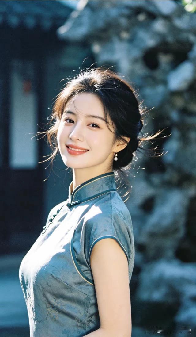 酒入愁肠心更伤，
姻缘总遇薄情郎。
青春错付终意冷，
斩断情丝心向阳。