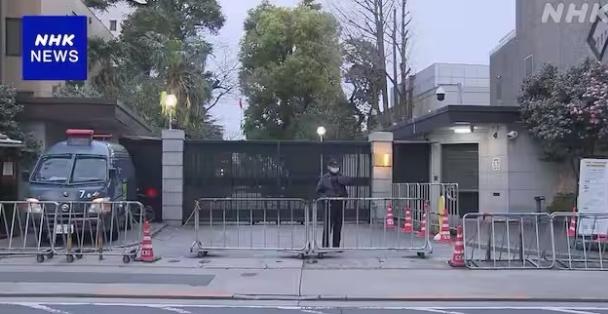 闯入中国大使馆的男子确认是日本陆上自卫队少尉村田见大，今年23岁，驻扎在宫崎县虾