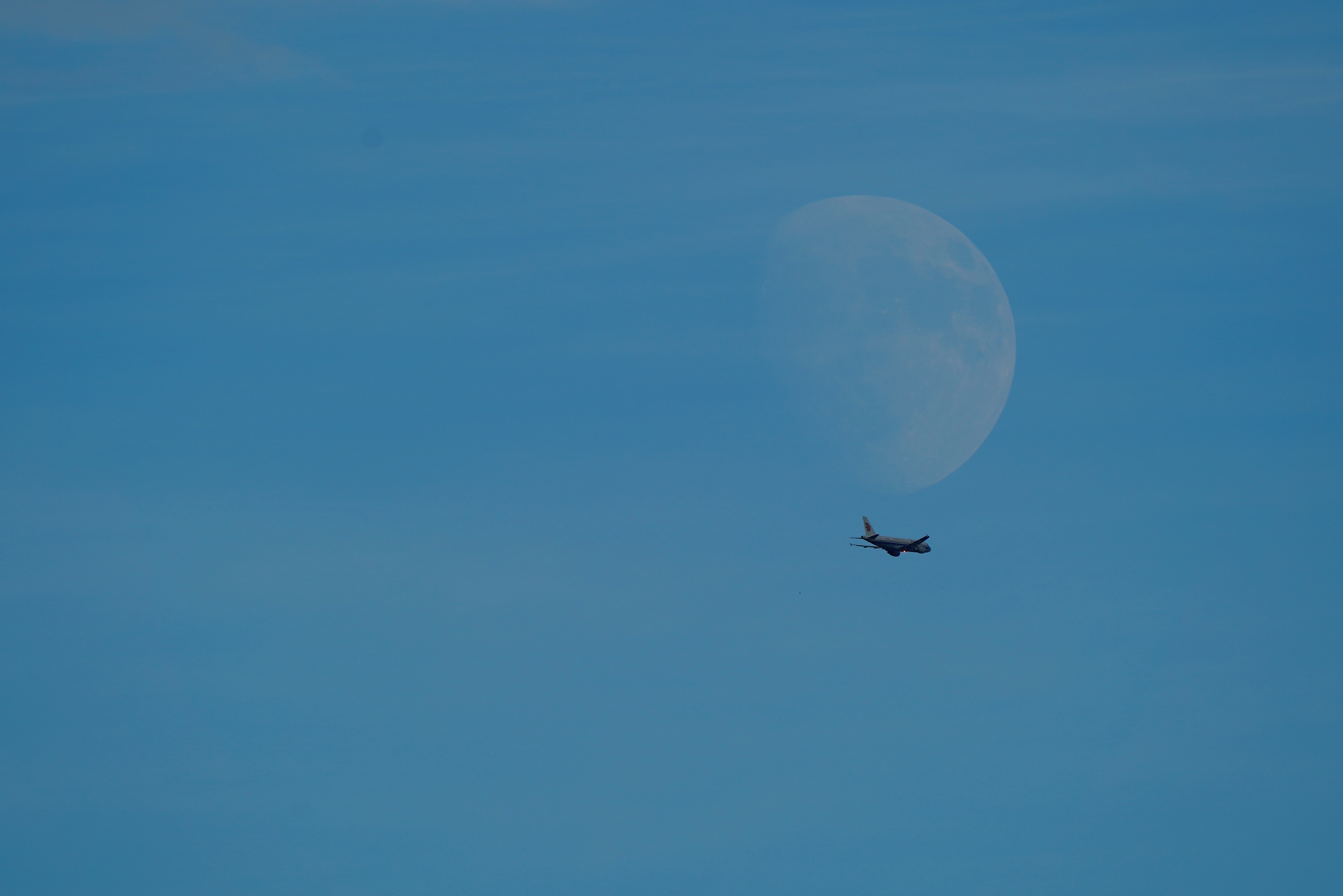 这几天多云，抽空赏月#文化中国行中秋一起赏月# ​​​