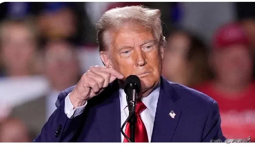 特朗普放出狂言
特朗普称如果中国大陆“进入”台湾 
美国🇺🇸将对中国征收15