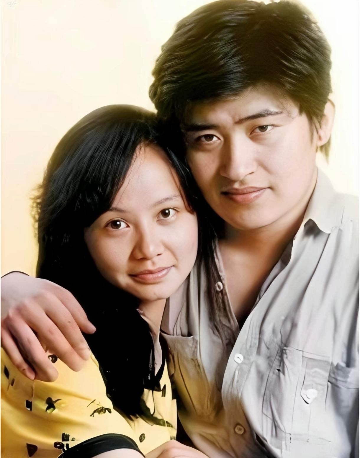 刘欢的妻子卢璐当年（2013年）接受鲁豫有约采访时曾经毫不掩饰的说，她找自己的另